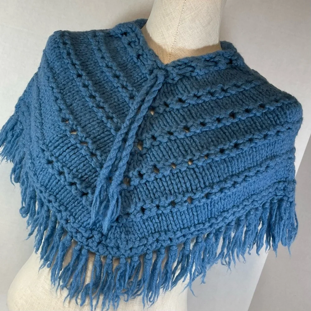 Vintage Crochet Knit Poncho Girls Handmade Blue Grannycore